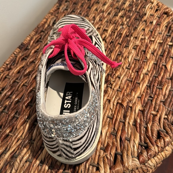 Hi Star Golden Goose - Picture 4 of 5